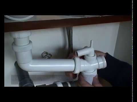 Fuga de agua en el fregadero