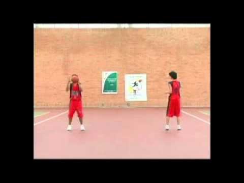Baloncesto: Pase de gancho