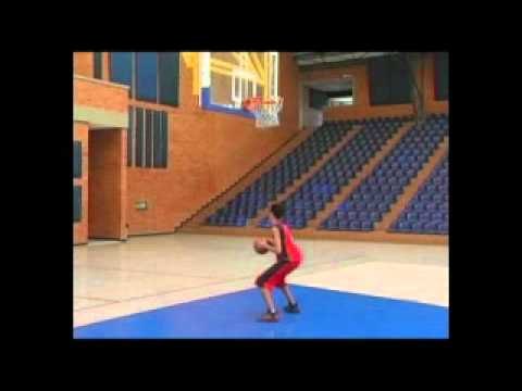 Baloncesto: Tiro al aro en movimiento
