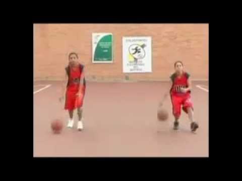 Baloncesto: Drible en movimiento con bajo rebote