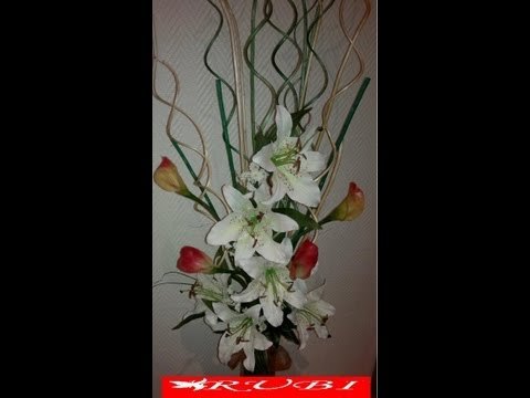 Arreglo floral en jarrón