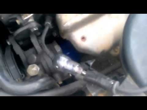 Como revisar los cables de bujía