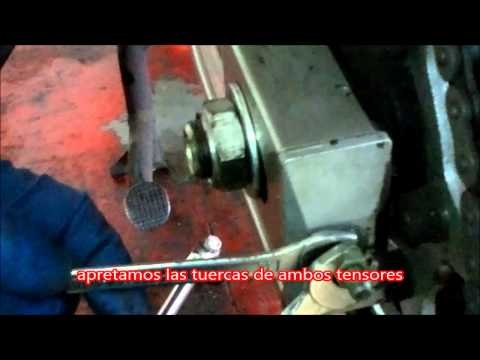 Tensar la cadena de tu moto