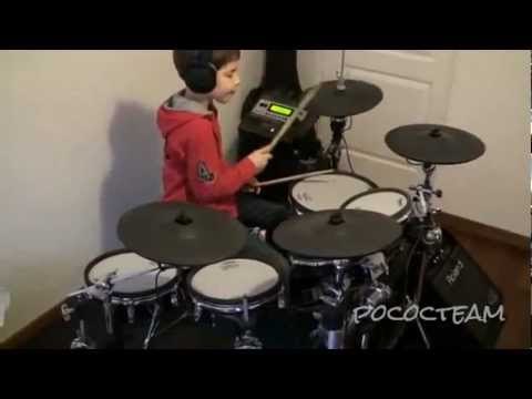 Niño tocando batería - Nirvana
