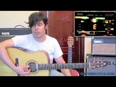 Como afinar una guitarra acústica