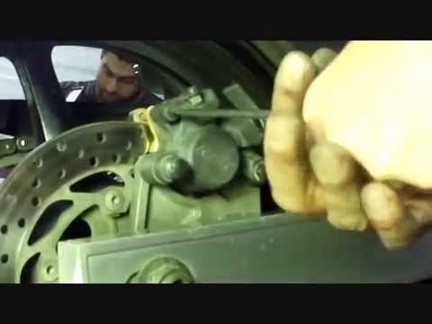 Cambio pastillas de moto