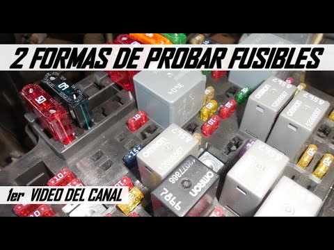 Probando fusibles del auto usando multímetro 