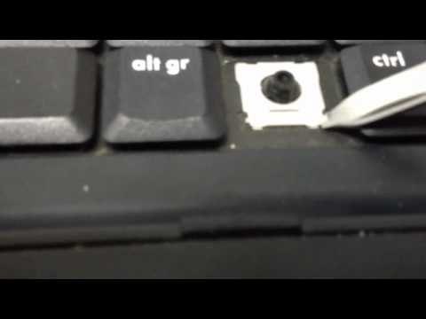 Mantenimiento informático. Reparar tecla de portátil.