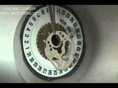 Desarme y armado de reloj de pila parte 4