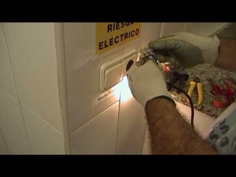 Consejos para realizar un trabajo eléctrico sin cortar la tensión