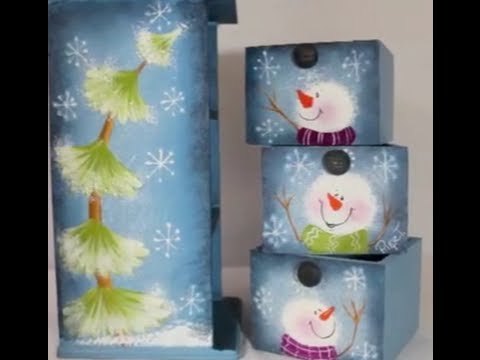 Pintar muñecos de nieve y pinos de navidad