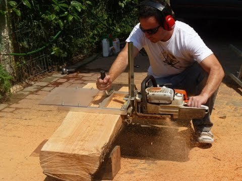 Aserradero portatil con uan motosierra