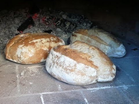 Hacer pan en horno de leña