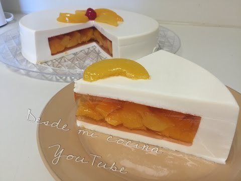 Gelatina de 3 Leches rellena de duraznos