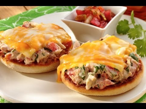 Sandwich de atún conqQueso derretido