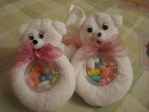 Hacer un oso con una toalla facial