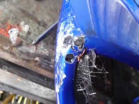 Reparar carenado de moto con fibra de vidrio