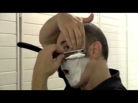 Afeitado clásico con navaja barbera