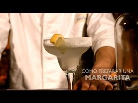 Preparación de un coctel Margarita