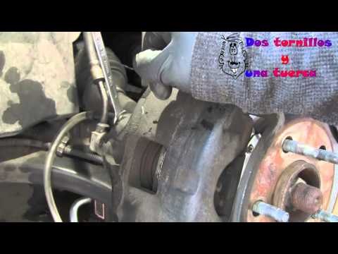 Aprende a purgar los frenos del coche