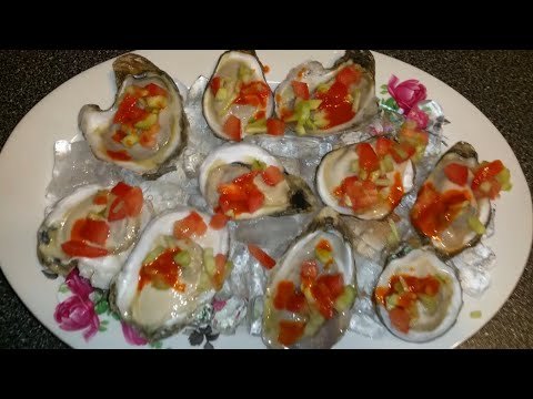 Ostiones con pepino y tomate