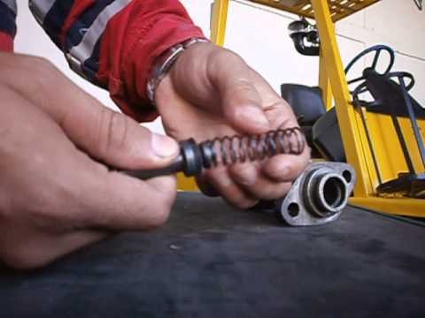 Armado de bomba de freno