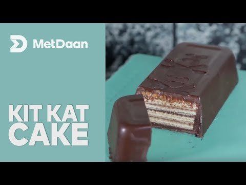 Kit Kat cake
