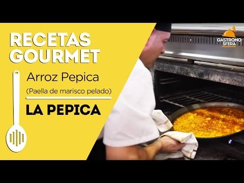Paella de marisco pelado