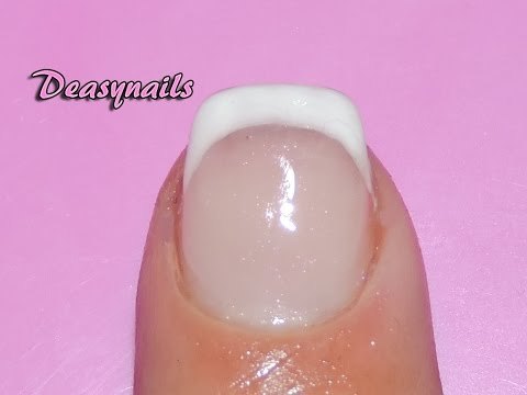 Cómo hacer la línea de la manicura francesa