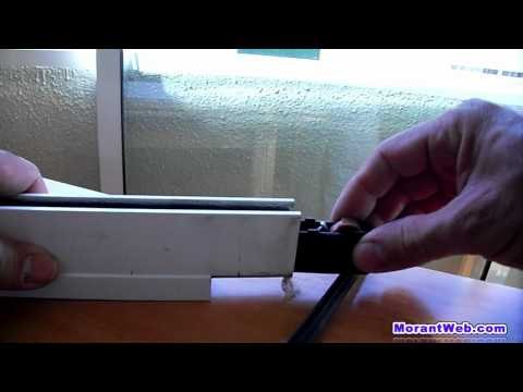 Cambiar ruedas a las ventanas correderas