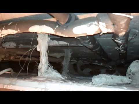 Instalación de un falso techo de escayola. 3/4