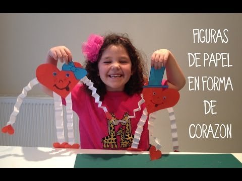 Muñecos de papel con corazones