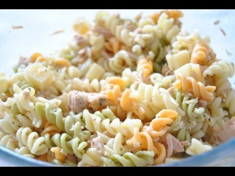 Ensalada de pasta y atún